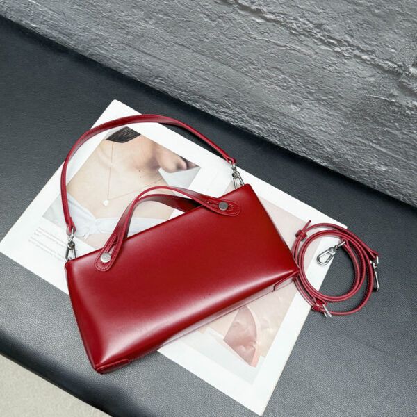 New High-grade Handheld Versatile Commuter Shoulder Messenger Bag