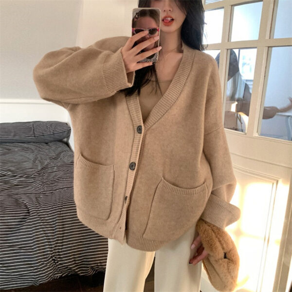 Female Solid Color Idle Style V-neck Knitted Cardigan Top