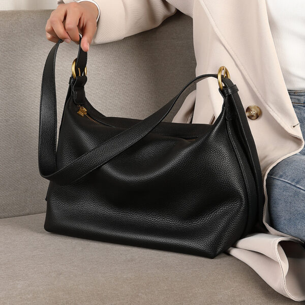 Cowhide Large Capacity Versatile Crossbody Underarm Bag