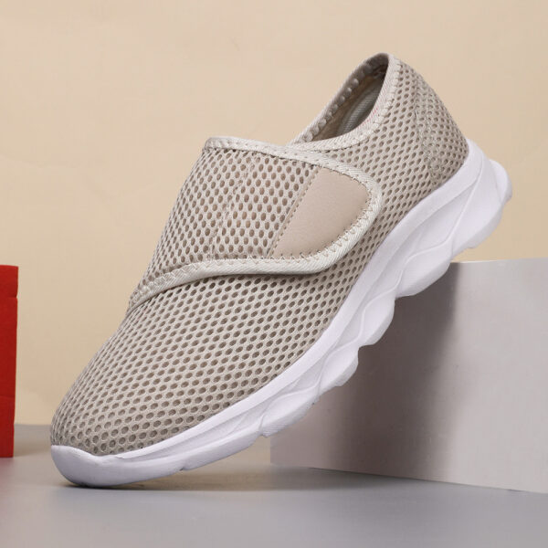 Ultra-light Men's Breathable Comfortable Mesh Shoes
