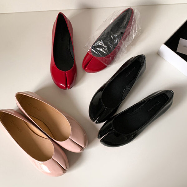 Fashion Personality Red Flat Split-toe Shoes Women